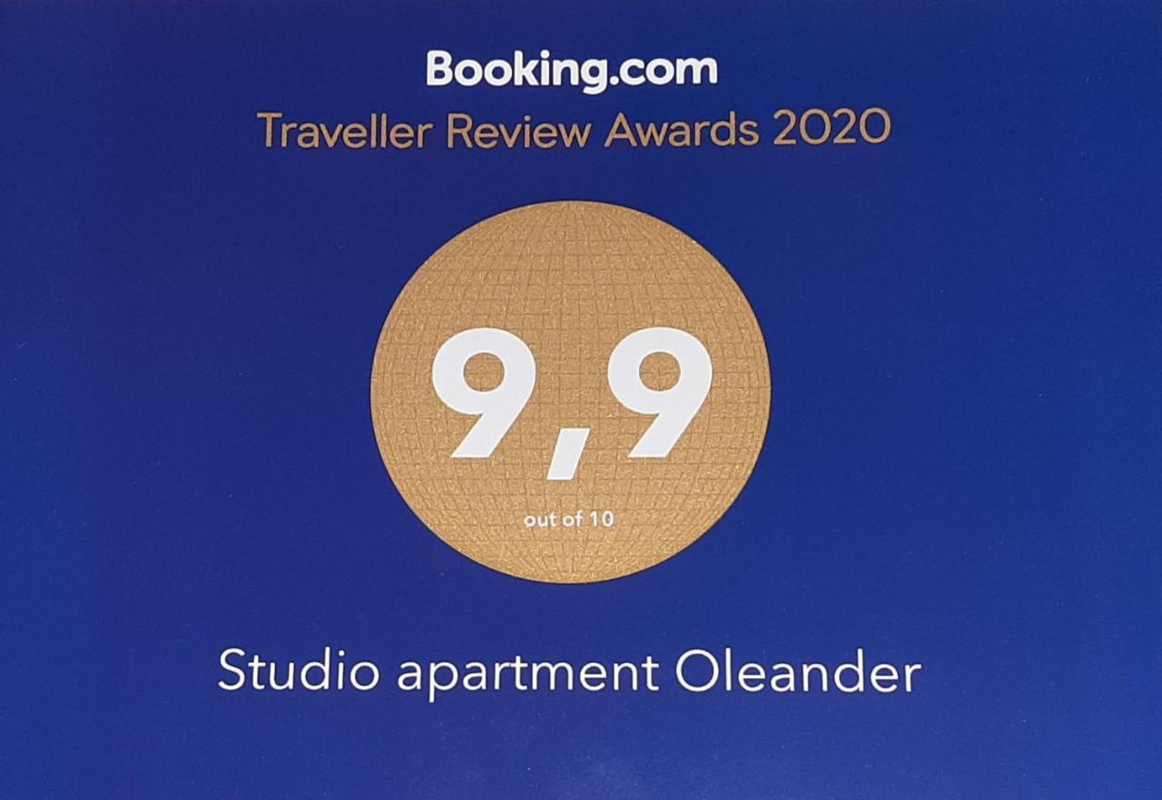 Studio Apartment Oleander Спліт Екстер'єр фото