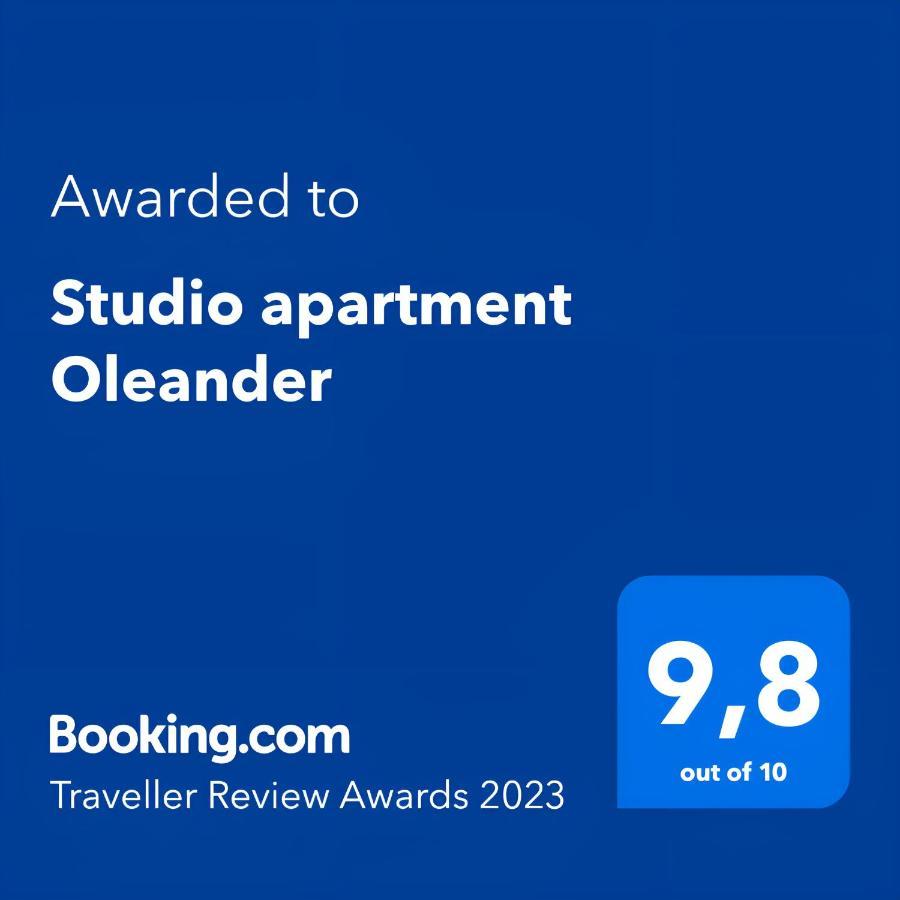 Studio Apartment Oleander Спліт Екстер'єр фото