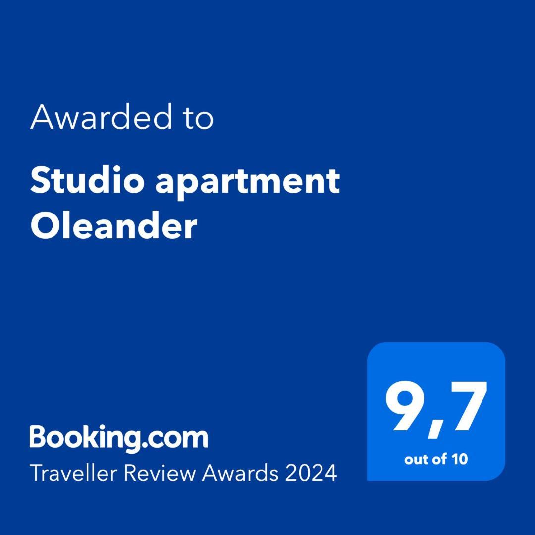 Studio Apartment Oleander Спліт Екстер'єр фото
