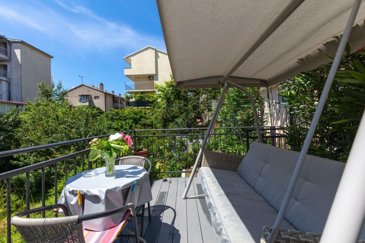 Studio Apartment Oleander Спліт Екстер'єр фото